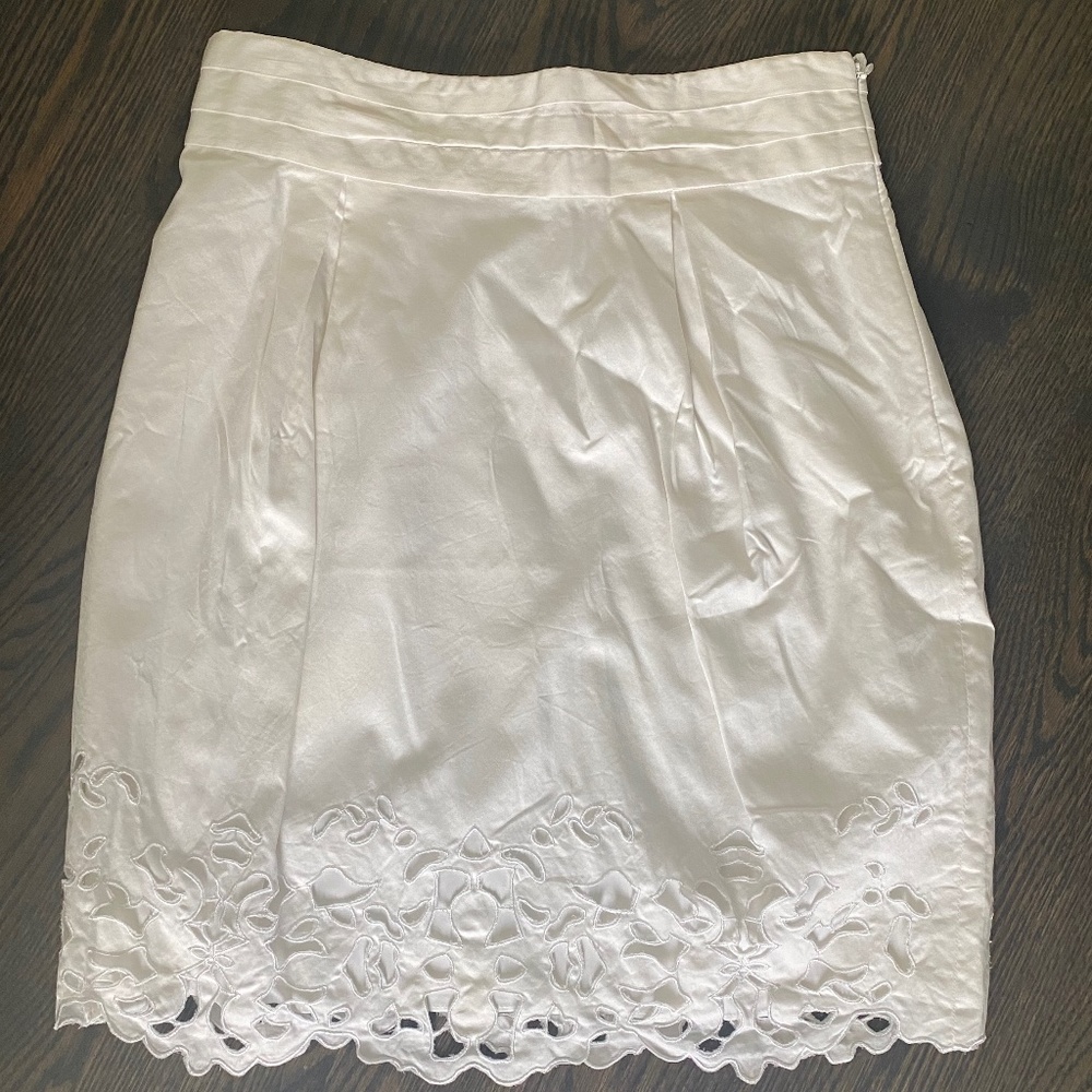 Club Monaco white laser cut skirt